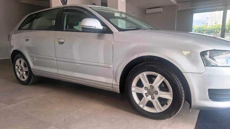 Audi A3 Sportback 1.6 TDI 105 CV Ambition