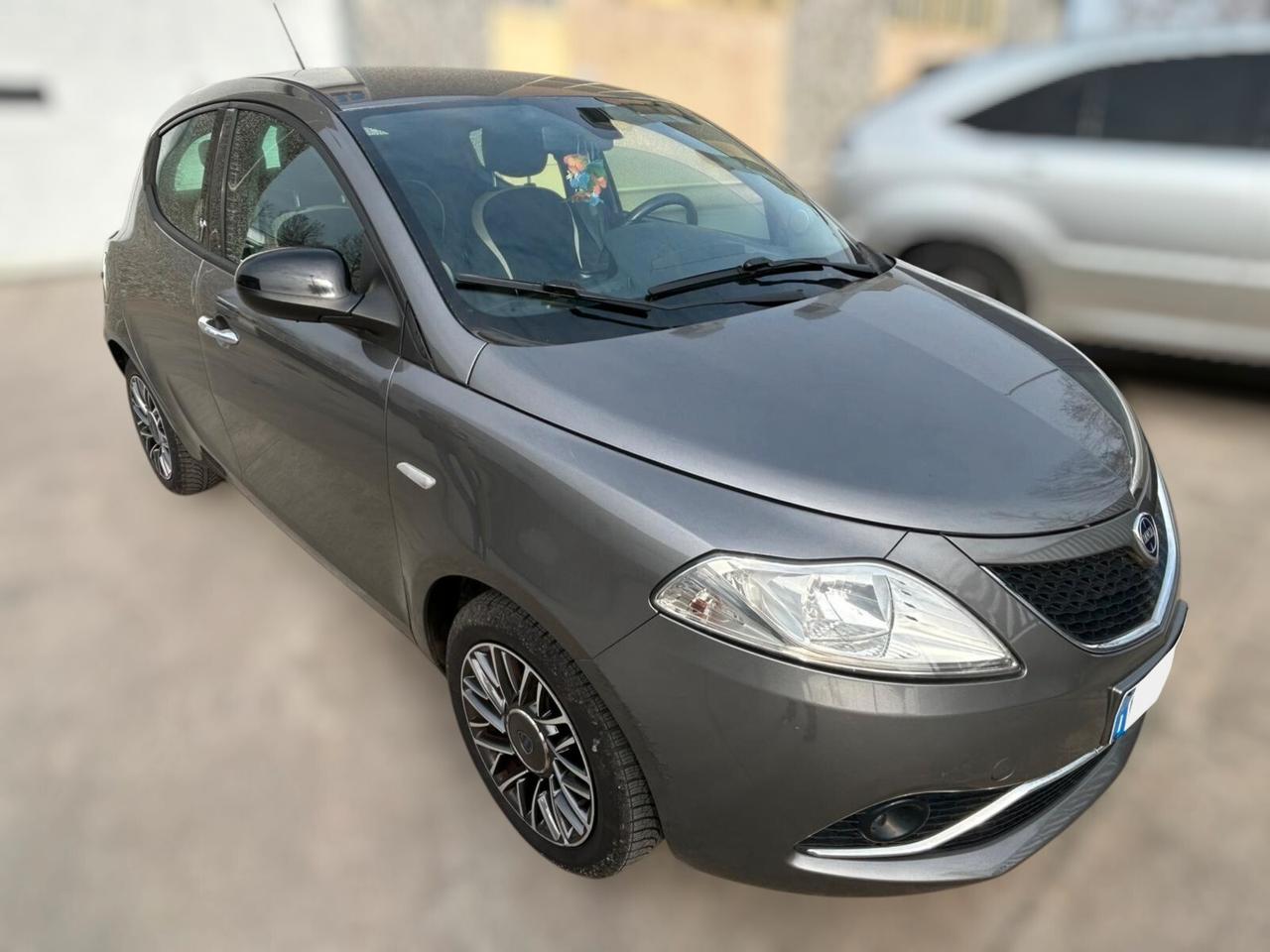 Lancia Ypsilon 1.3 mjt - ANCHE PER NEOPATENTATI