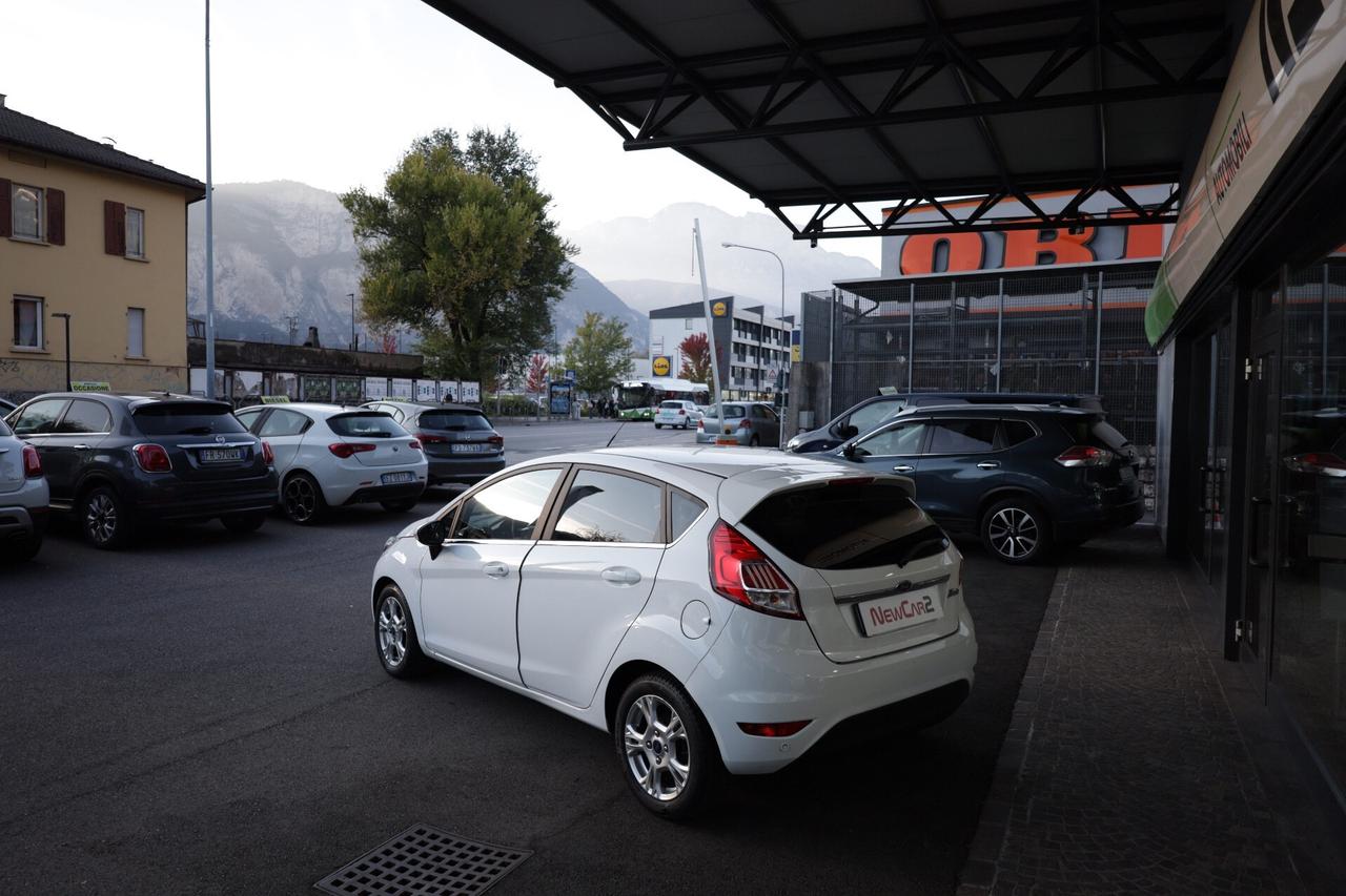 FORD FIESTA 1.5 TDCi 75CV TITANIUM PER NEOPATENTATI