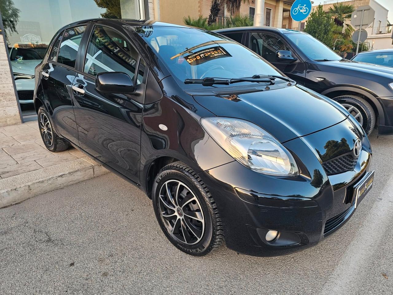Toyota Yaris 1.4 D-4D DPF 5 porte Now