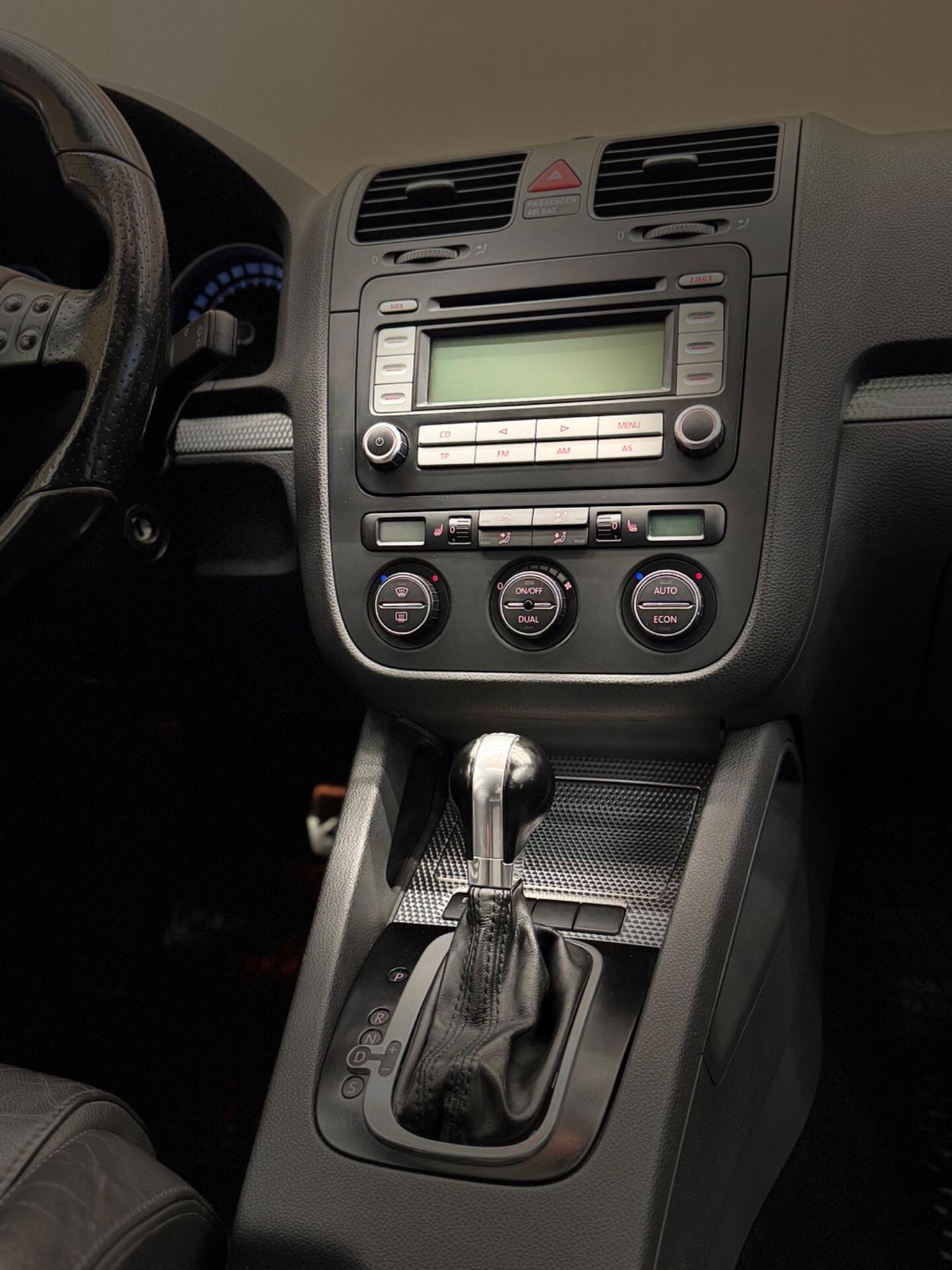 VOLKSWAGEN GOLF R32 5PORTE DSG PELLE TETTO 250CV PERMUTE FULL