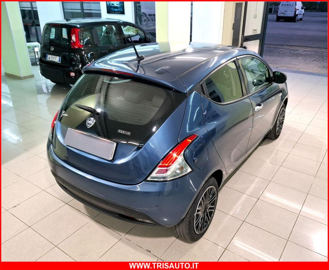 LANCIA Ypsilon 1.0 Hybrid Gold NEOPATENTATI