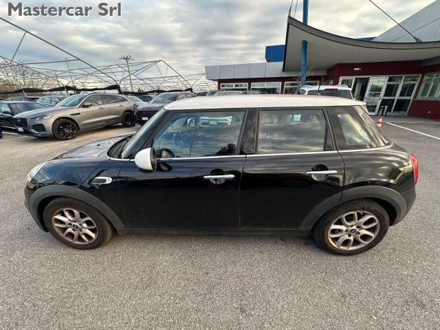 MINI Cooper D Mini IV F55-F56 2014 1.5 Hype 5p tg. FF546SY