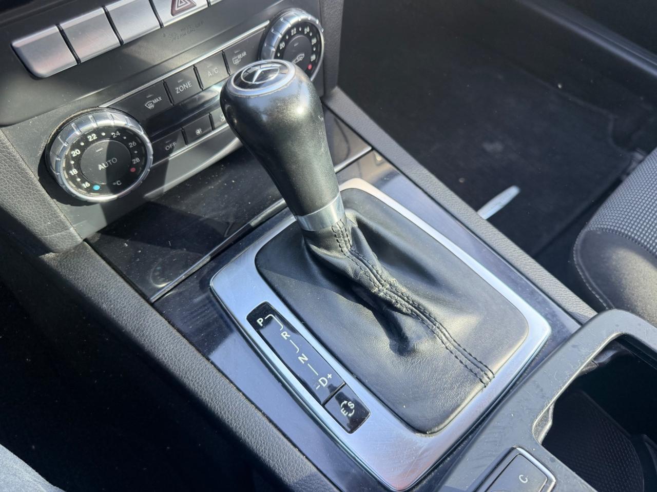 Mercedes-benz C 220 CDI BlueEFFICIENCY Avantgarde