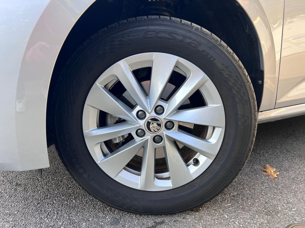 Skoda Kamiq 1.0 TSI Ambition #7727