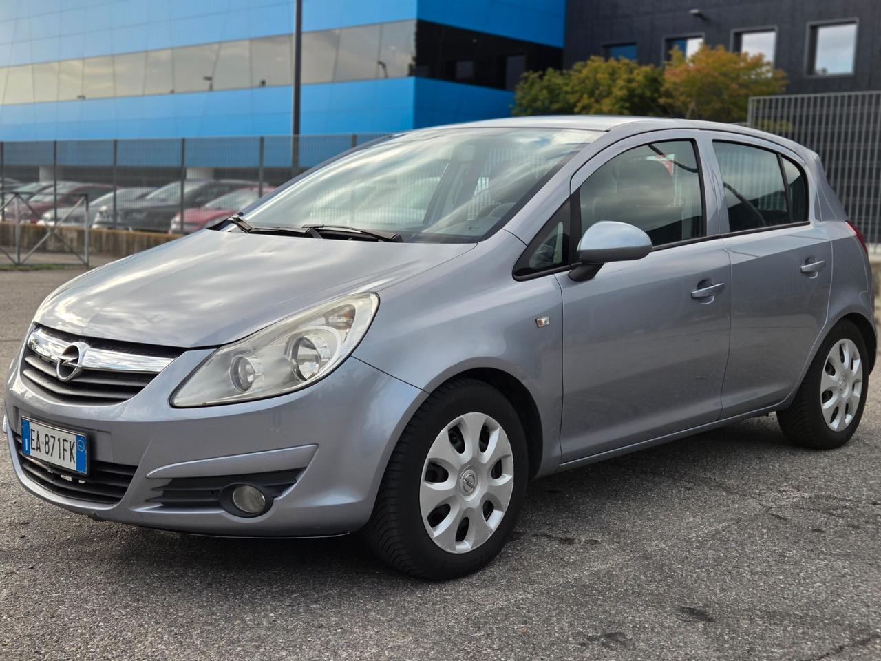 Opel Corsa 1.2 80CV 5 porte GPL-TECH Edition