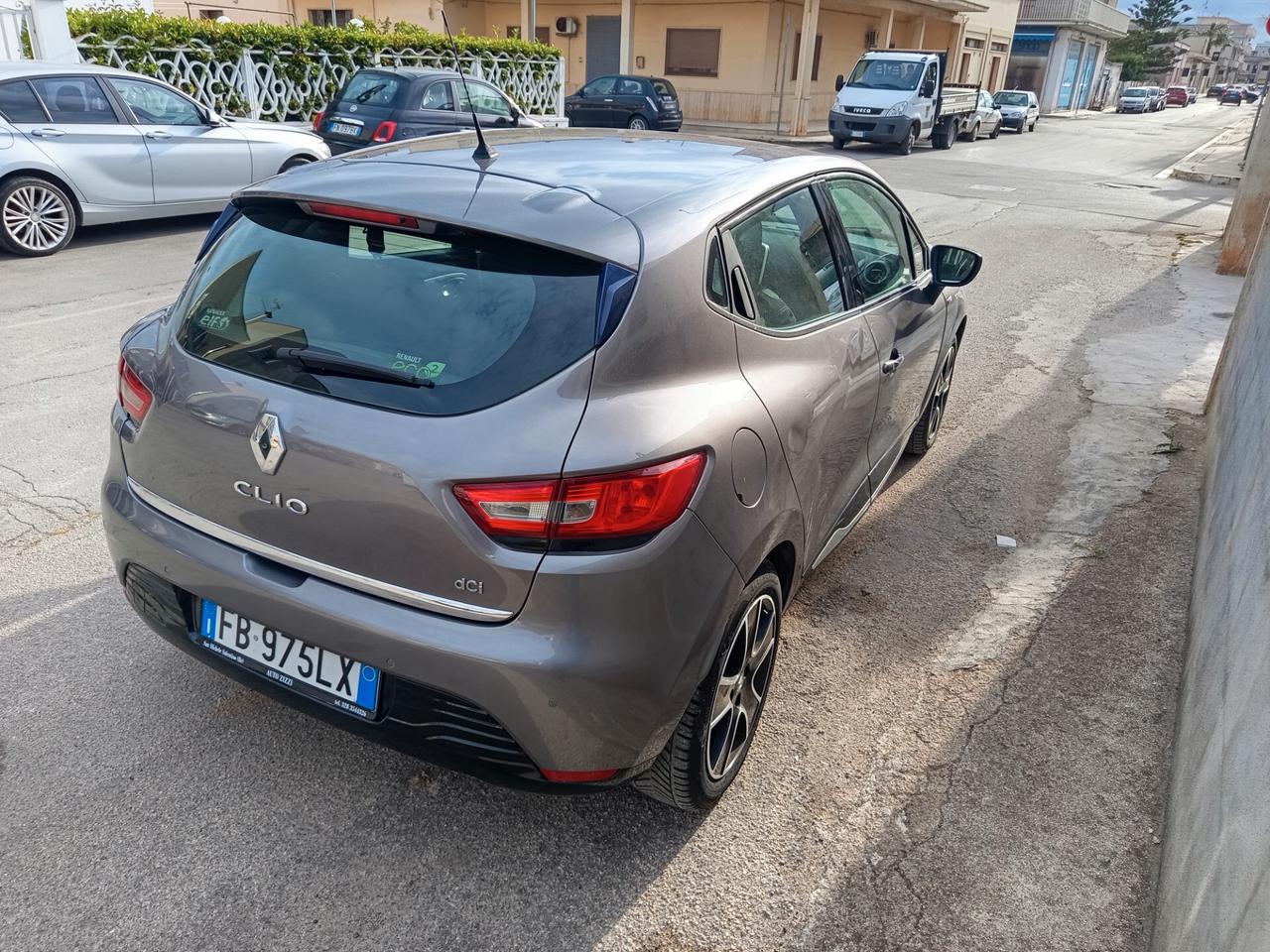 Renault Clio 1.5 dCi Duel