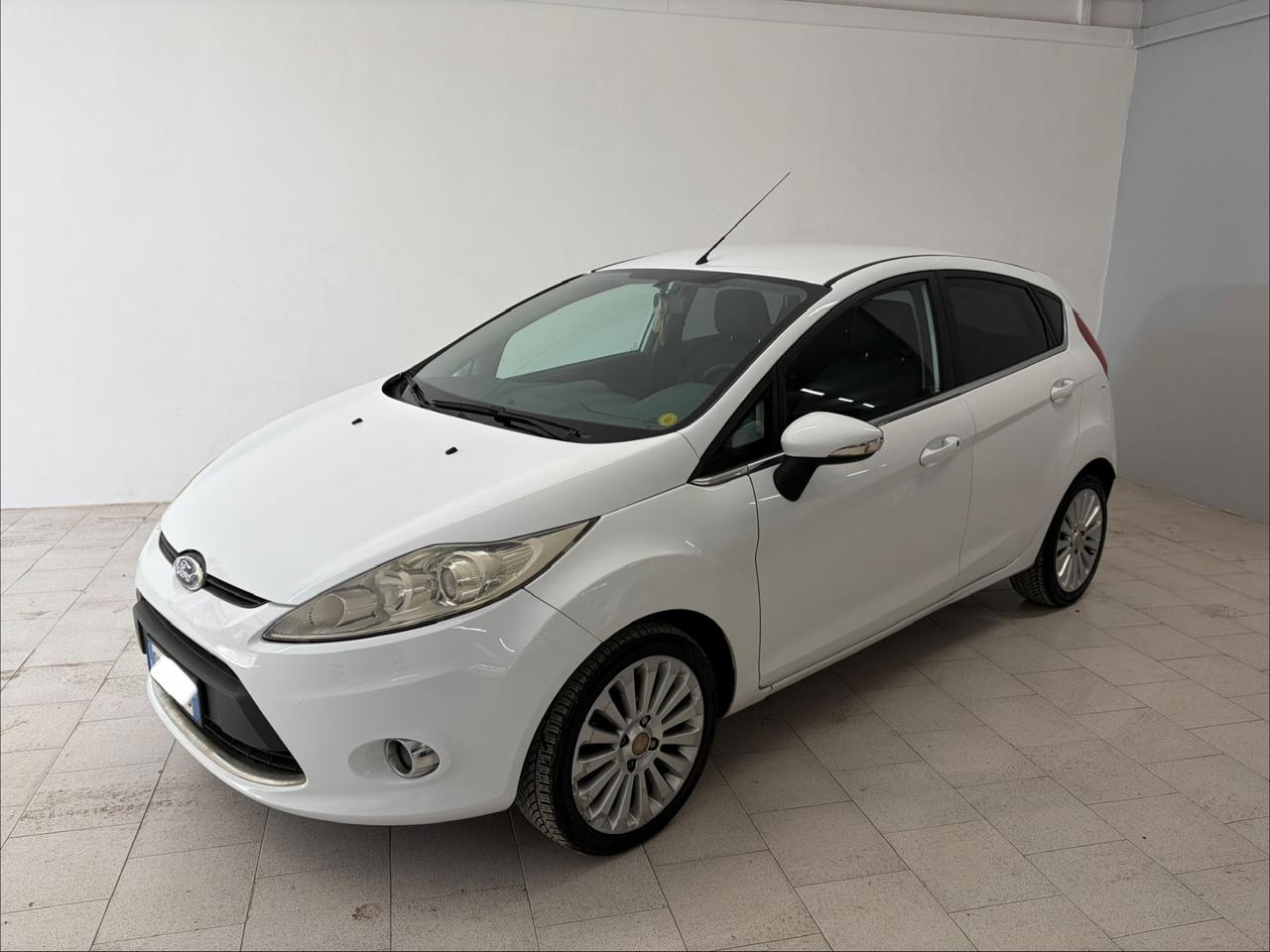 Ford Fiesta 1.4 TDCi 68CV 5 porte Titanium Perfetta !