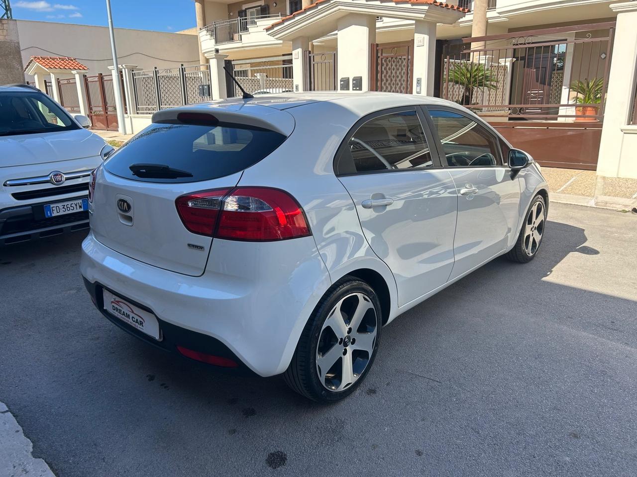 Kia Rio 1.4 CRDi 5p. Cool