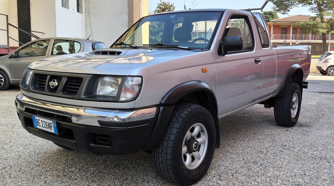Nissan Navara 2.5 TD Pick Up