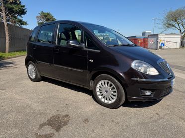 Lancia MUSA 1.4 8V Ecochic (GPL)