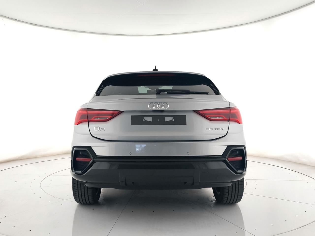 Audi Q3 SPB 35 TFSI S tronic line edition
