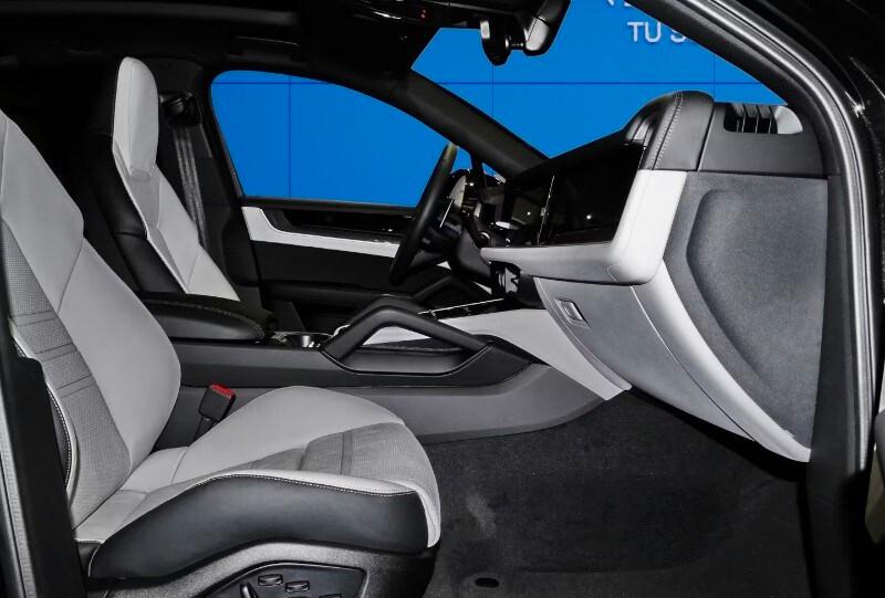 PORSCHE Cayenne Coupé Cayenne Coupé 3.0 V6 E-...