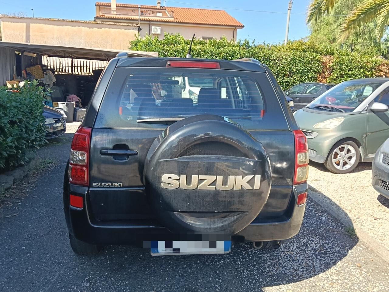 Suzuki Grand Vitara 1.9 DDiS 5 porte