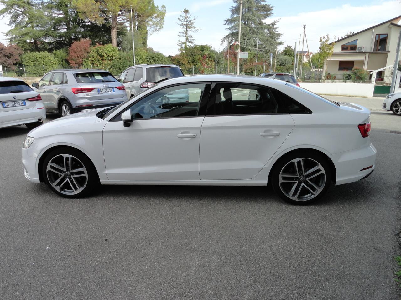 Audi A3 Sedan 2.0 TDI Sport Manuale 6M. "Garanzia 24 Mesi"
