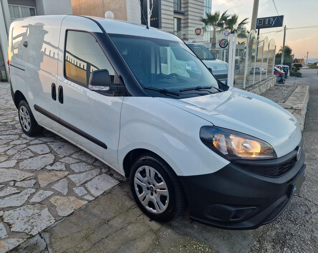 Fiat Doblo Doblò 1.6 MJT 105CV Lounge 3POSTI 2022