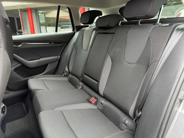 SKODA Octavia 2.0 TDI EVO SCR Wagon Executive