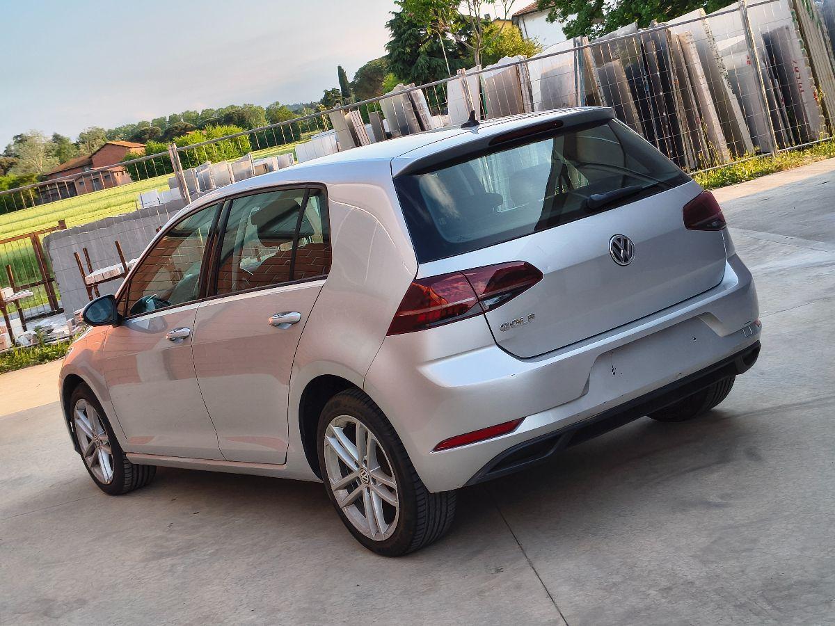 VOLKSWAGEN - Golf - 1.0 TSI 5p. Trendline BlueMotion