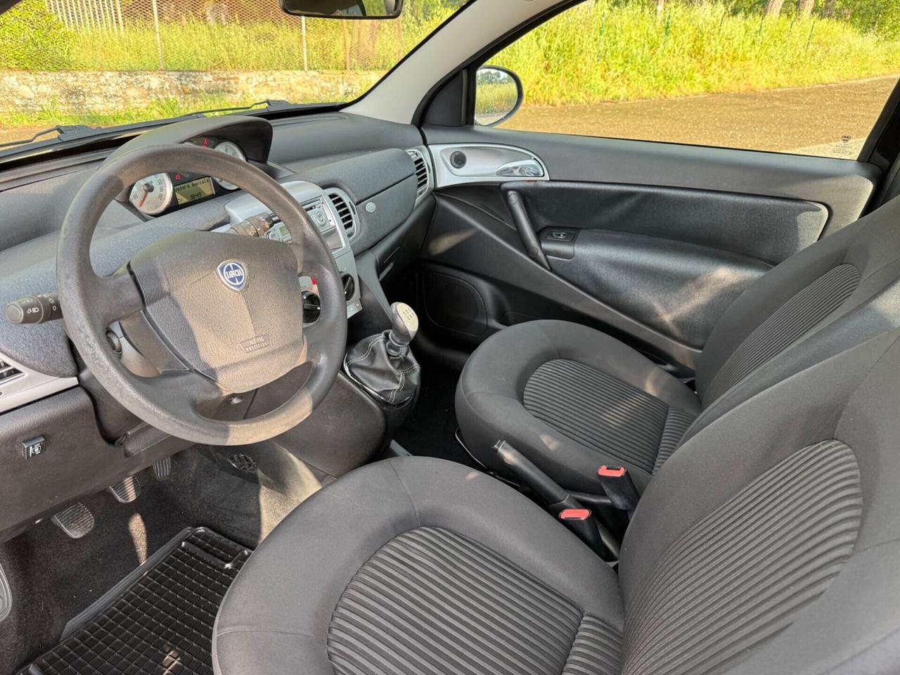 Lancia Ypsilon 1.4 Platino Ecochic GPL