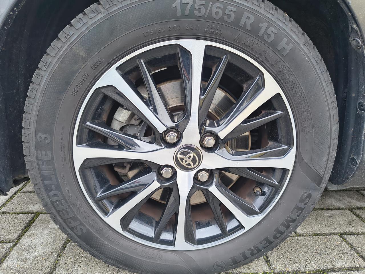 Toyota Yaris 1.5 Hybrid 5 porte *PREZZO REALE*