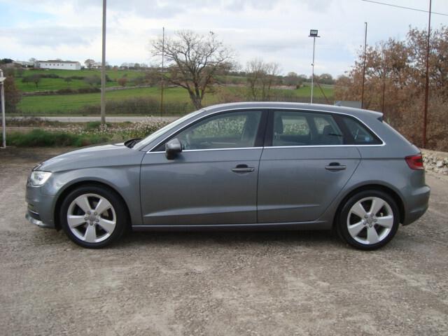 Audi A3 SPB 1.6 TDI 105 CV (ADATTA PER NEOPATENTATI)