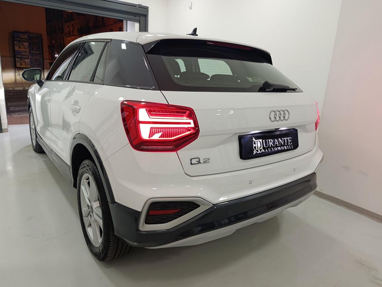 Audi Q2 35 TFSI Business Advanced