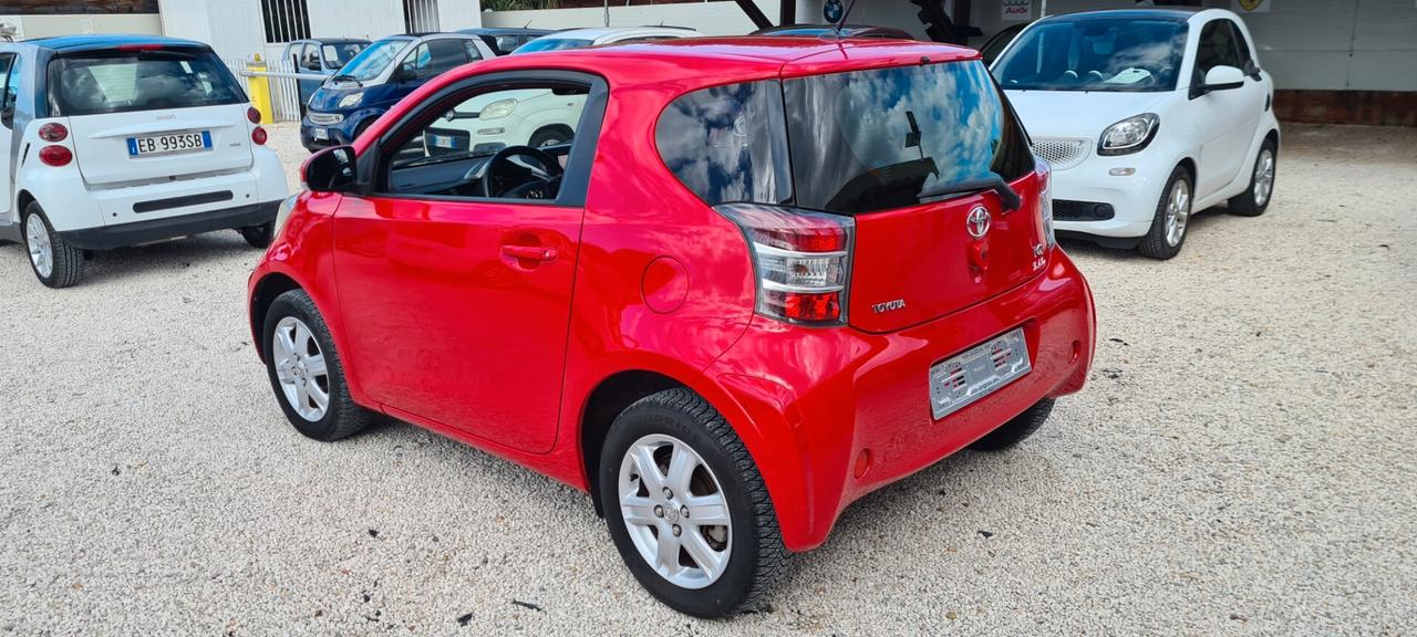 Toyota iQ 1.0 NAVI PREZZO REALE NESSUN VINCOLO DI FINANZIAMENTO GAR.12 MESI