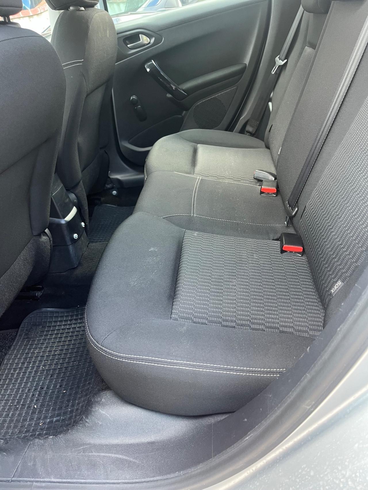 Peugeot 208 BlueHDi 75 5 porte Allure