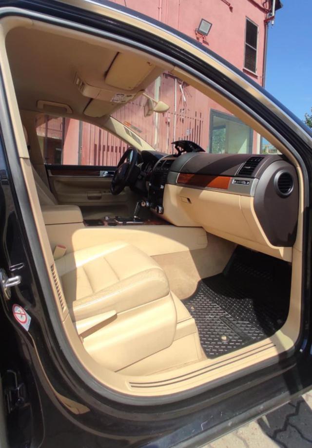 VOLKSWAGEN Touareg 3.0 V6 TDI DPF tiptronic Exclusive GANCIO TRAINO