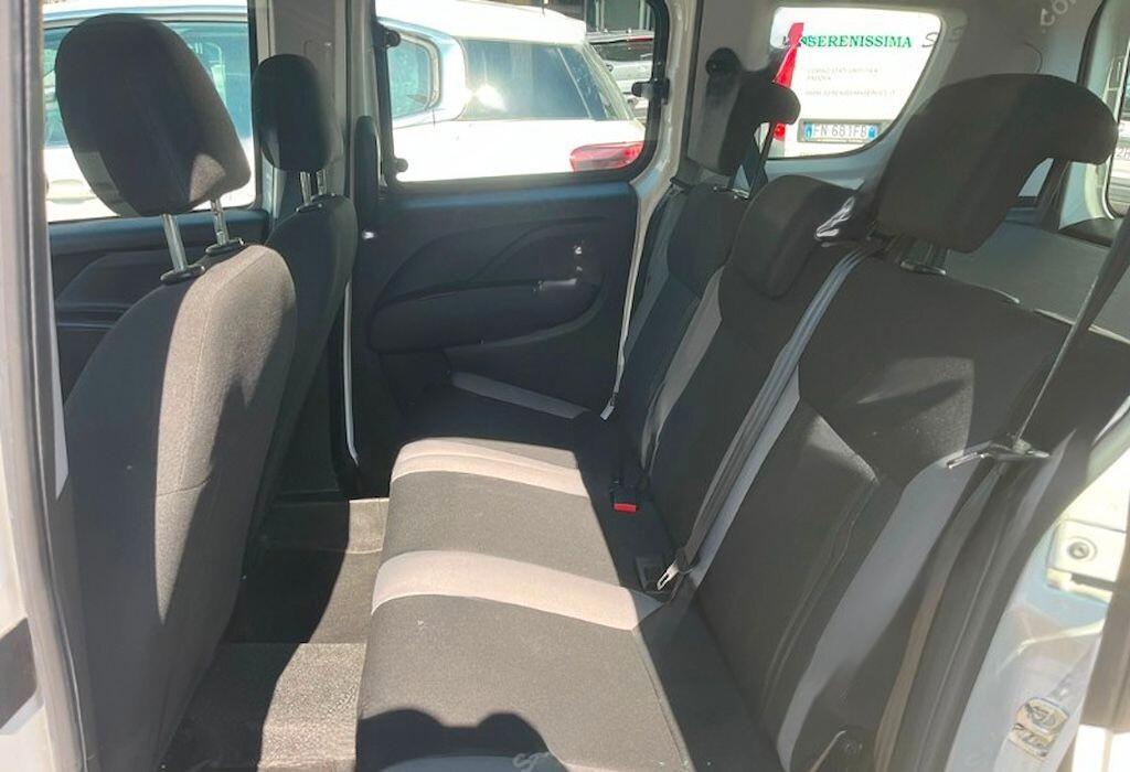 FIAT DOBLO' 1.6mjt AUTOCARRO 5 POSTI