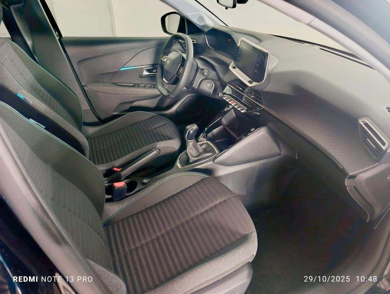 Peugeot 208 PureTech 75 Stop&Start 5 porte Style (Disponibilità di altri colori)