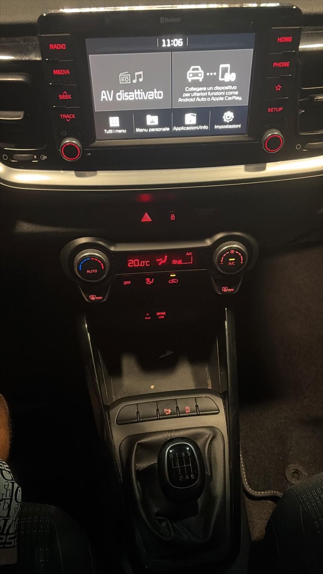 KIA STONIC DEL 2019 1000 BENZINA 120 CV