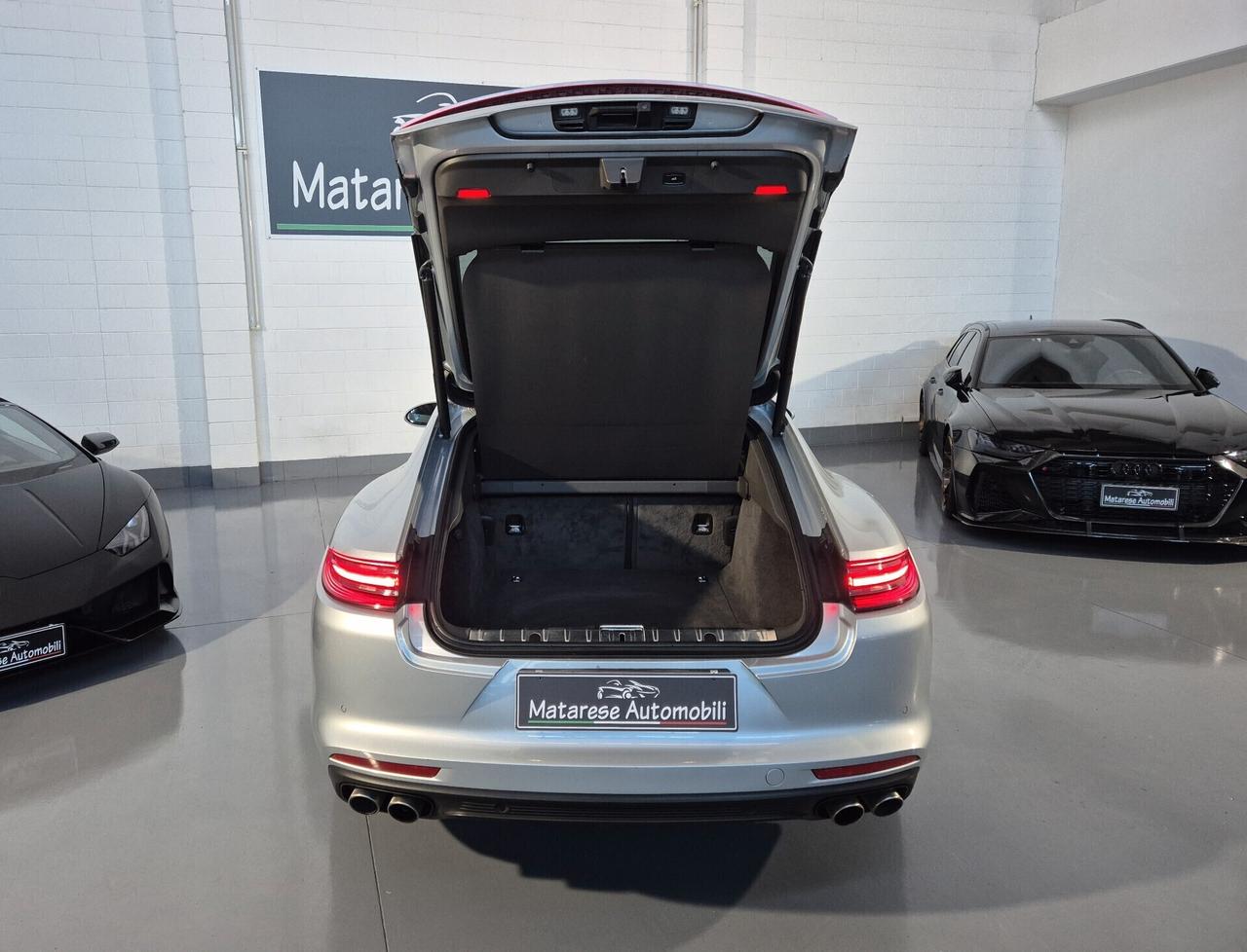 Porsche Panamera 4.0 V8 421cv Tetto PASM FullLed Radar GARANZIA