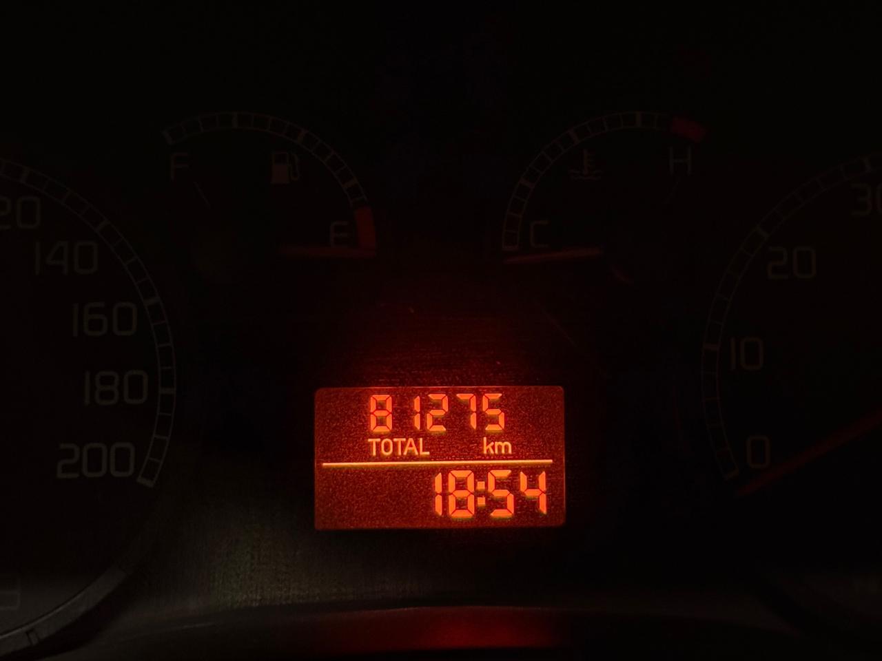 STUPENDA FIAT PUNTO CON SOLI 81.262 KM IN CONDIZIONI DA VETRINA