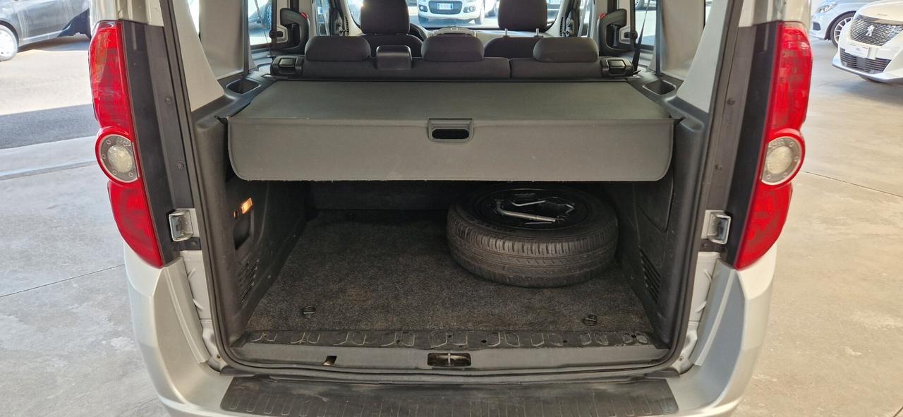 Fiat Doblò 5 Posti 1.6 Mjt 105cv 150° Anniversario