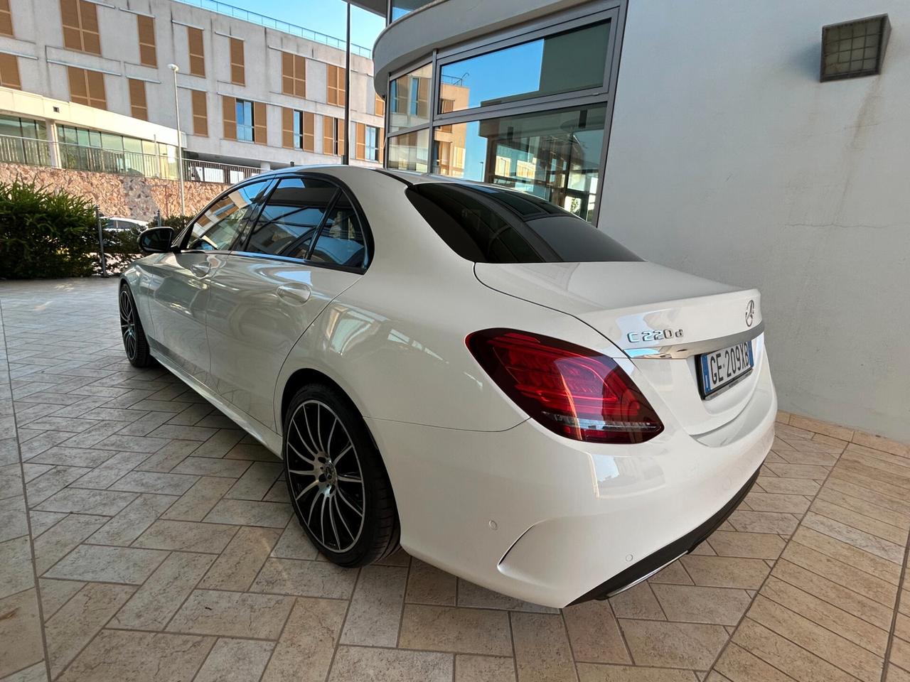 MERCEDES-BENZ C 200 D AUTOMATICA PREMIUM
