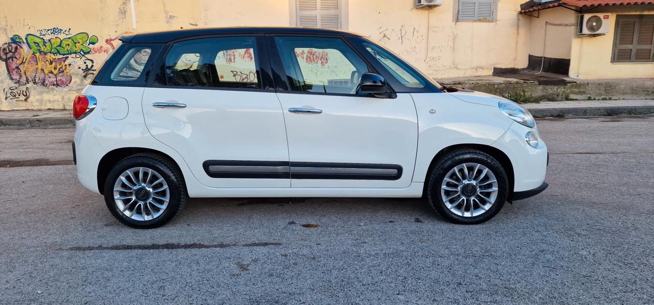Fiat 500L 1.6 Multijet 120 CV Lounge Panoramic Edition