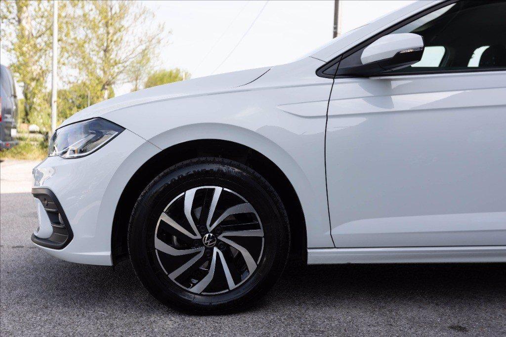 VOLKSWAGEN Polo 1.0 tsi Life 95cv del 2023
