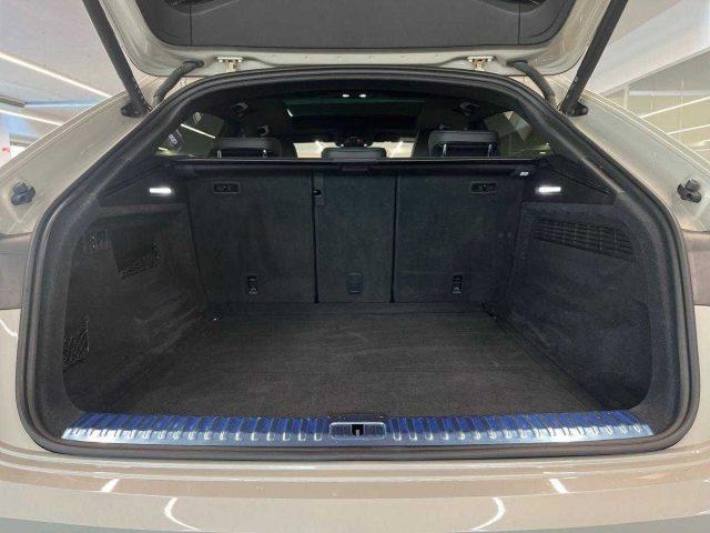 AUDI Q8 45 TDI quattro tiptronic Sport