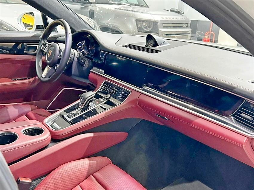 Porsche Panamera 4.0 Turbo