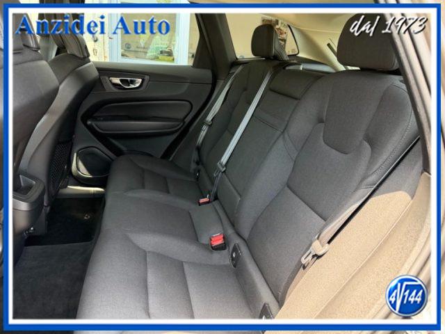 VOLVO XC60 B4 D AWD Geartronic Business