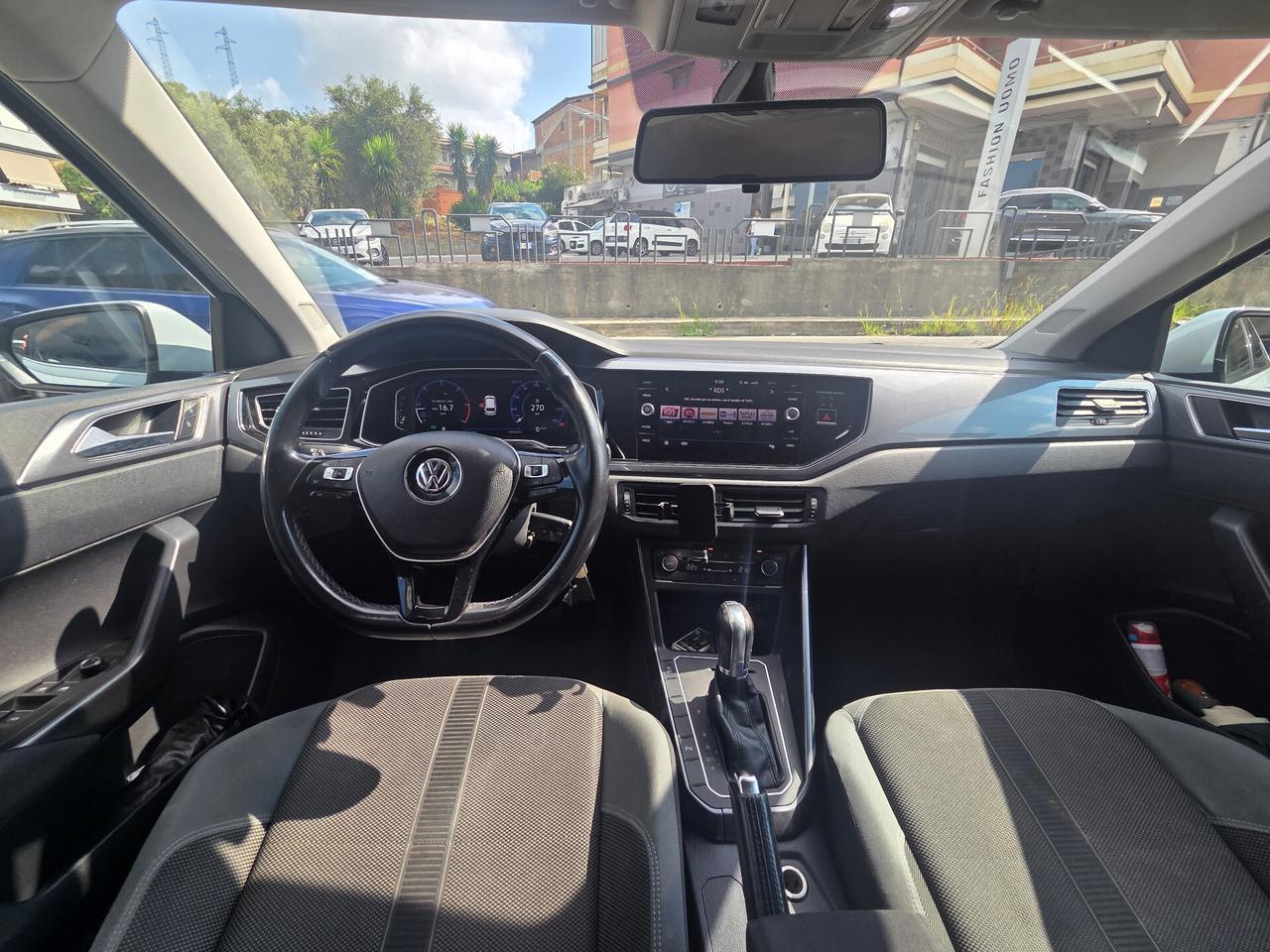Polo 1.6 TDI 95 CV DSG 5p. R-LINE