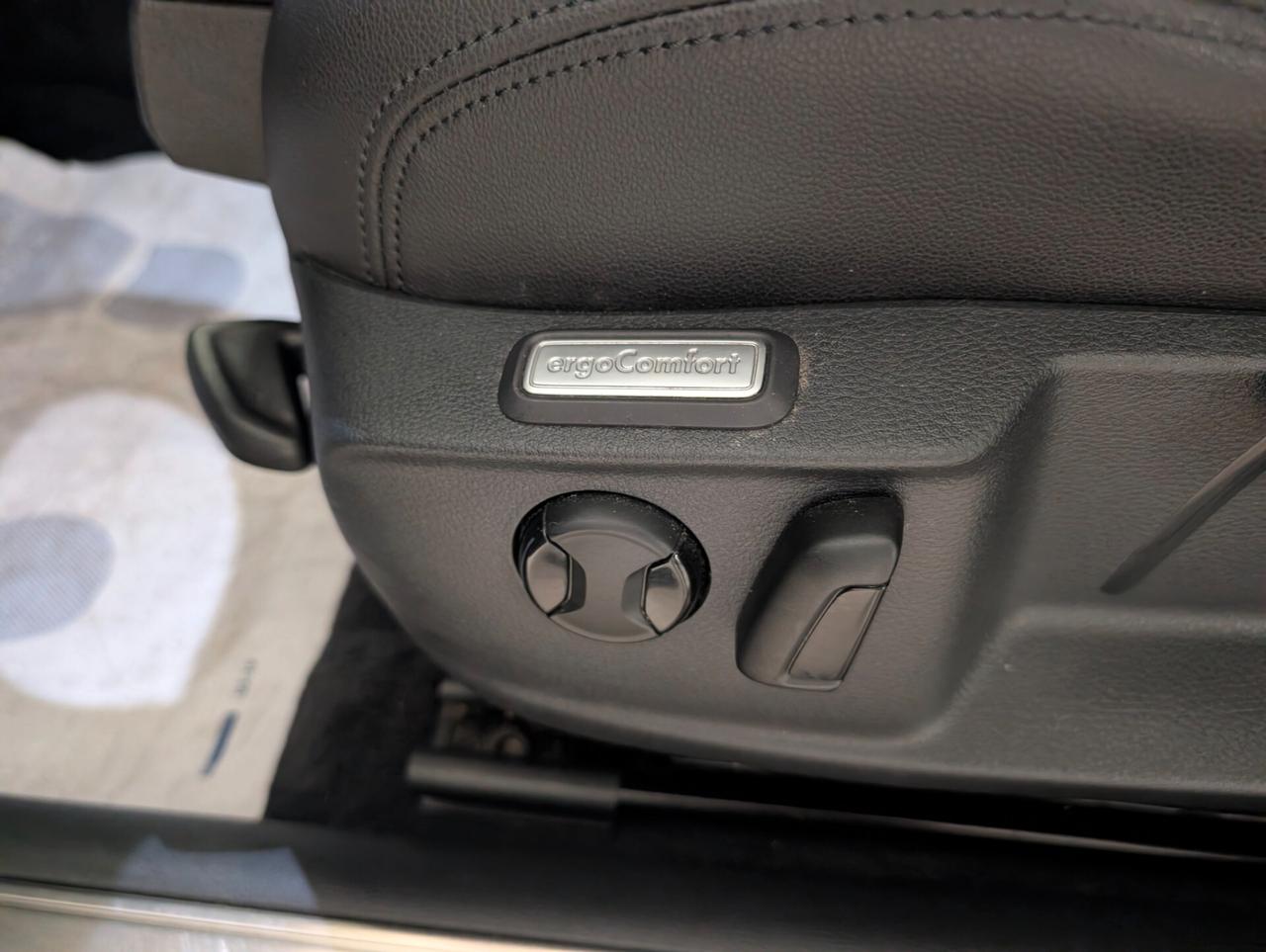 Volkswagen Passat Variant 2.0 TDI DSG Highline BlueMotion Technology