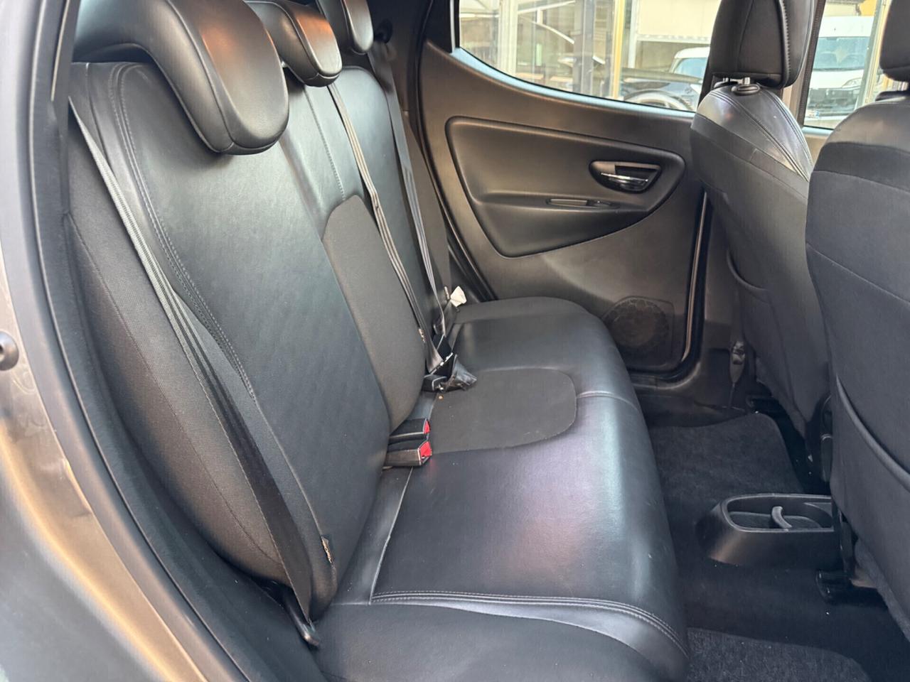 LANCIA YPSILON 1.3 MJT II 95 CV PLATINUM EDITION TETTO FULL