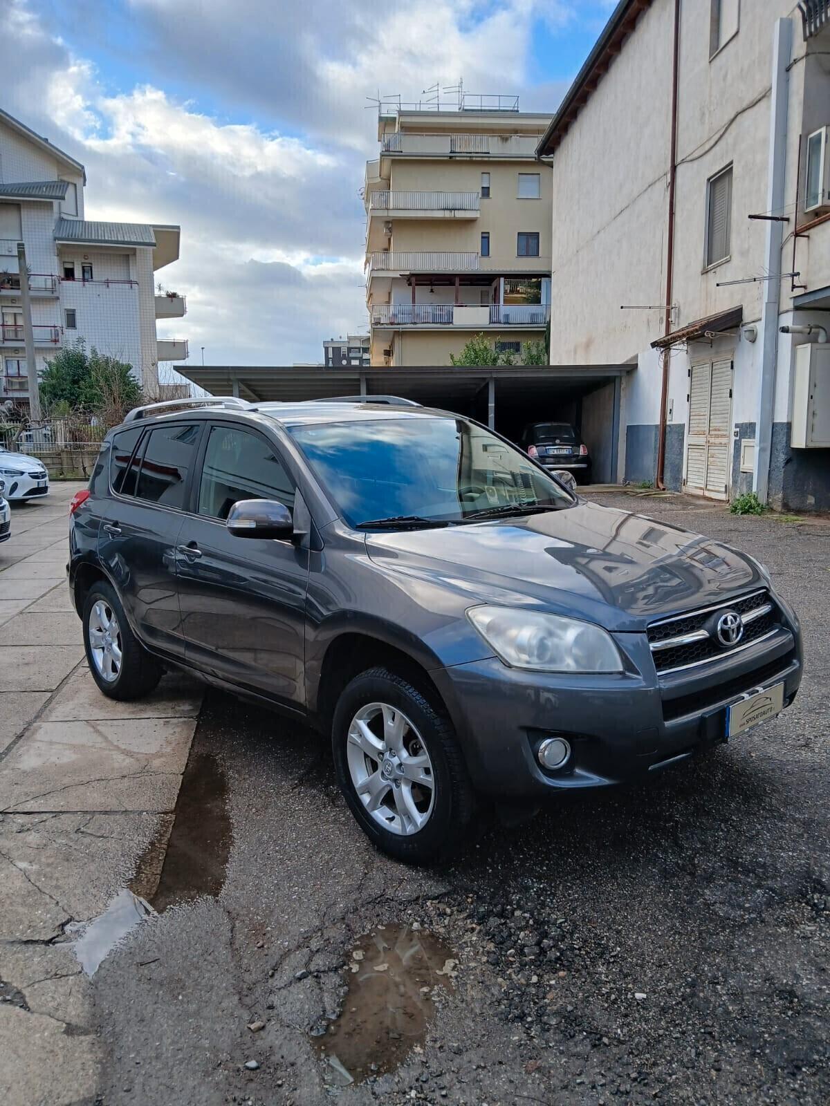 Toyota RAV 4 RAV4 Crossover 2.2 D-4D 150 CV DPF Sol