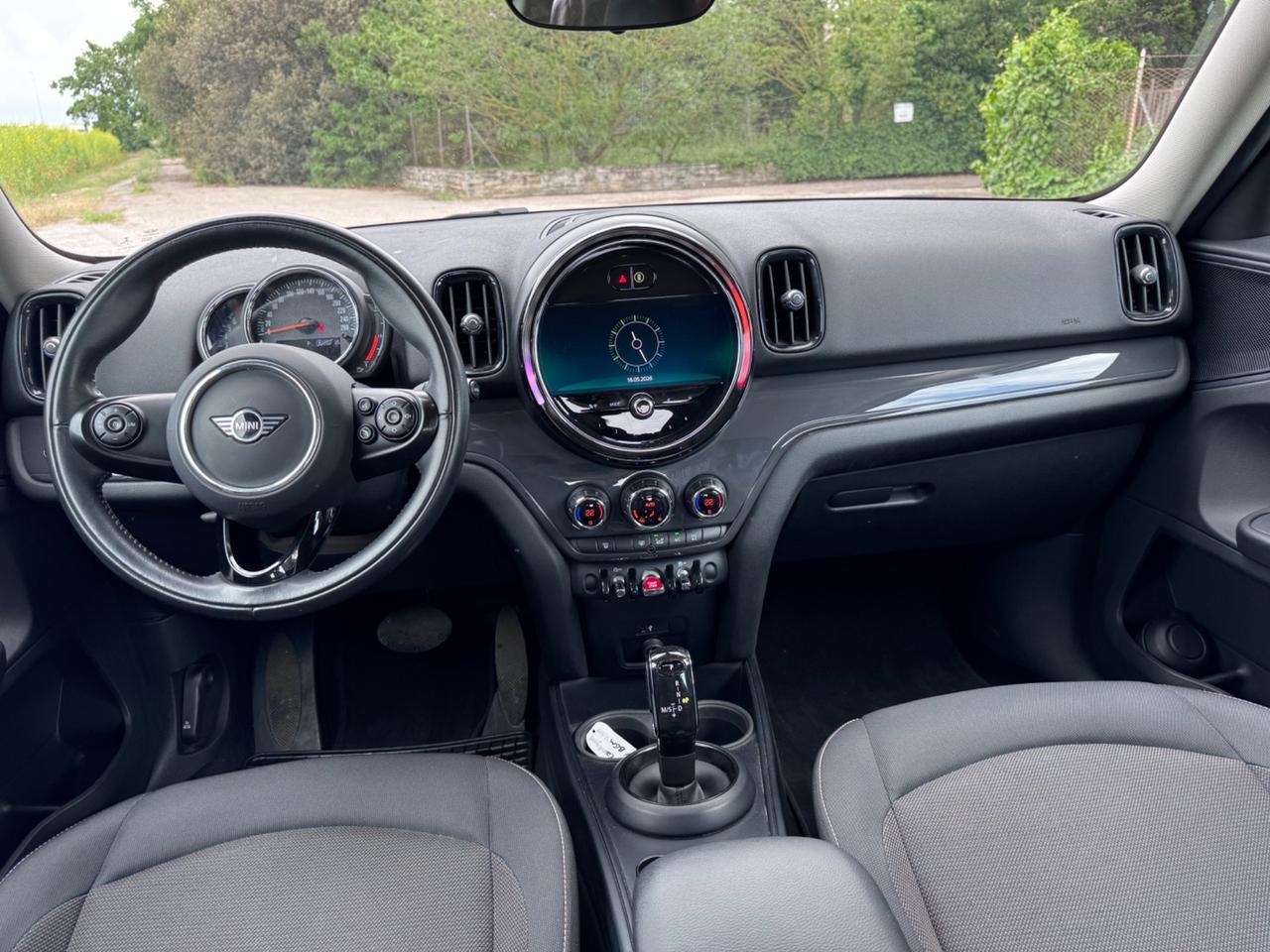Mini Cooper Countryman 1.5 Business Automatica