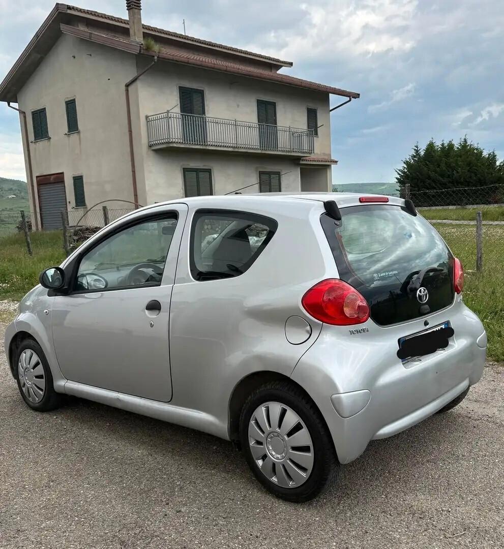 Toyota Aygo 1.0 12V VVT-i 3 porte