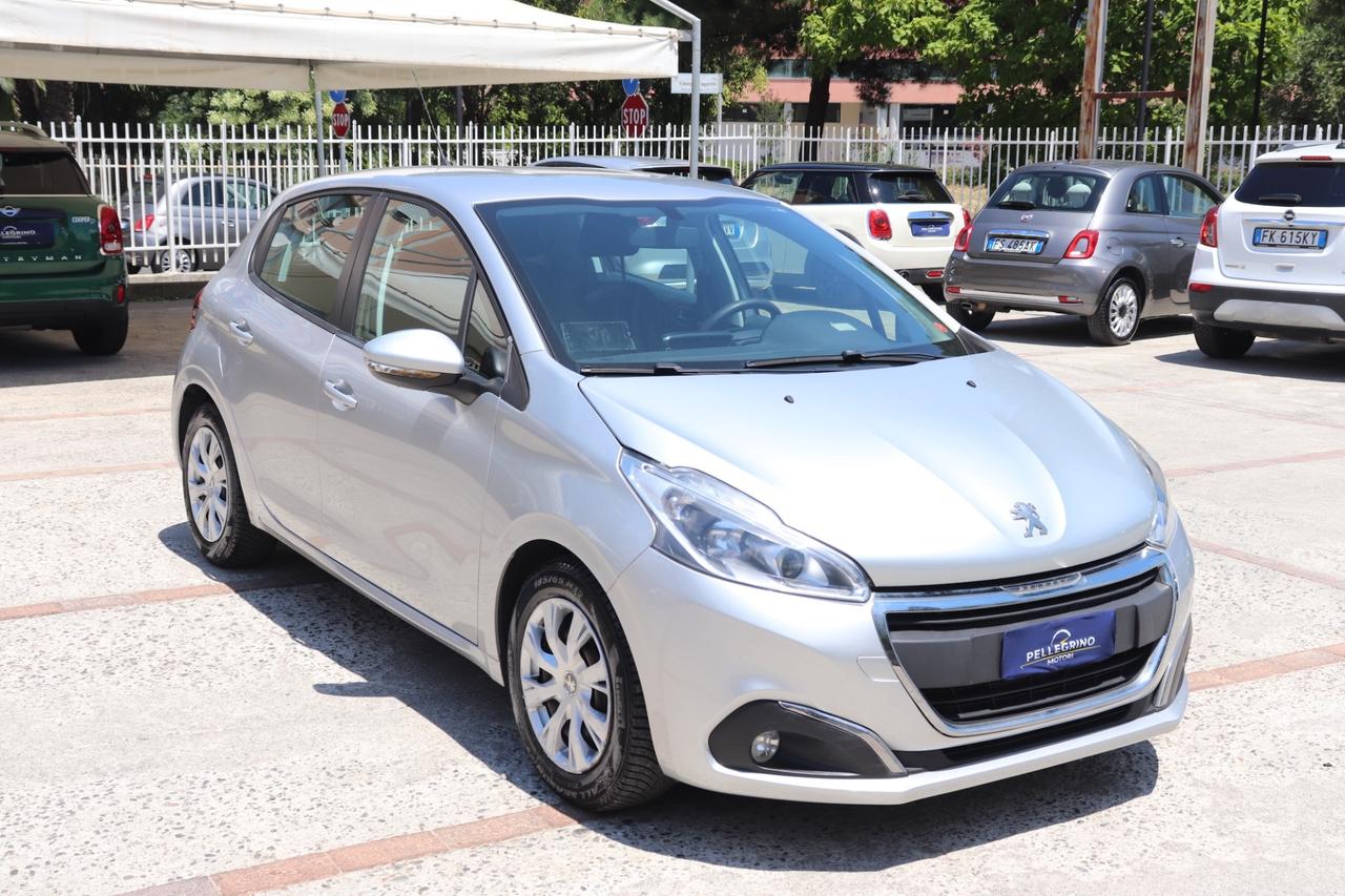 Peugeot 208 BlueHDi 75 5 porte Allure