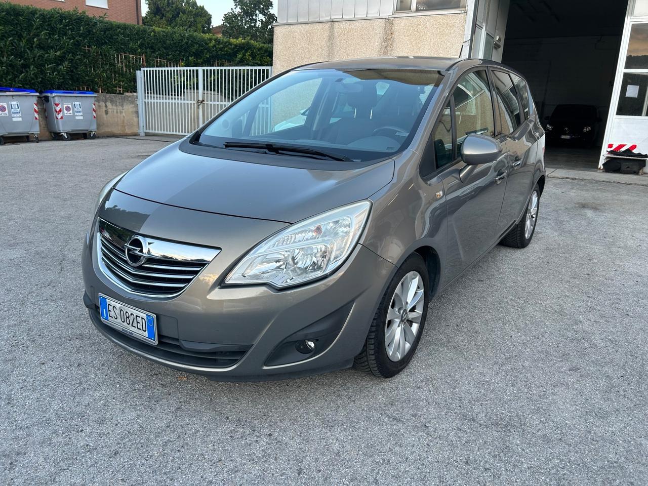 Opel Meriva 1.3 CDTI 95CV ecoFLEX Cosmo