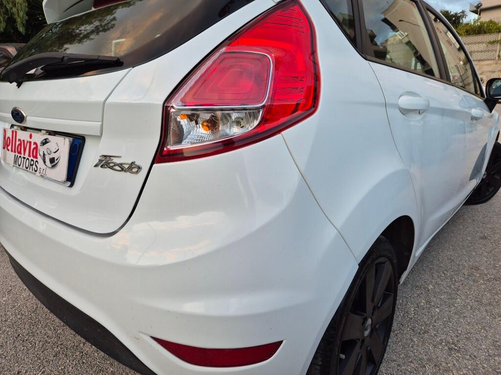 Ford Fiesta 1.5 TDCi 75CV 5 porte Titanium